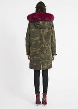 Carica l&#39;immagine nel visualizzatore di Gallery, Parka in cotone camouflage GAUDI&#39; TG.42
