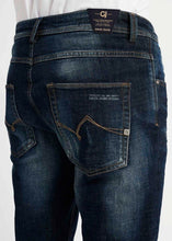Carica l&#39;immagine nel visualizzatore di Gallery, Skinny loose fit jeans tg.32 GAUDI&#39;
