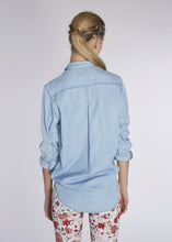 Carica l&#39;immagine nel visualizzatore di Gallery, Camicia in denim con taschini GAUDI&#39; tg.S
