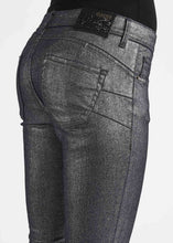 Carica l&#39;immagine nel visualizzatore di Gallery, Pantaloni jeans slim in cotone laminato GAUDI&#39; tg.28
