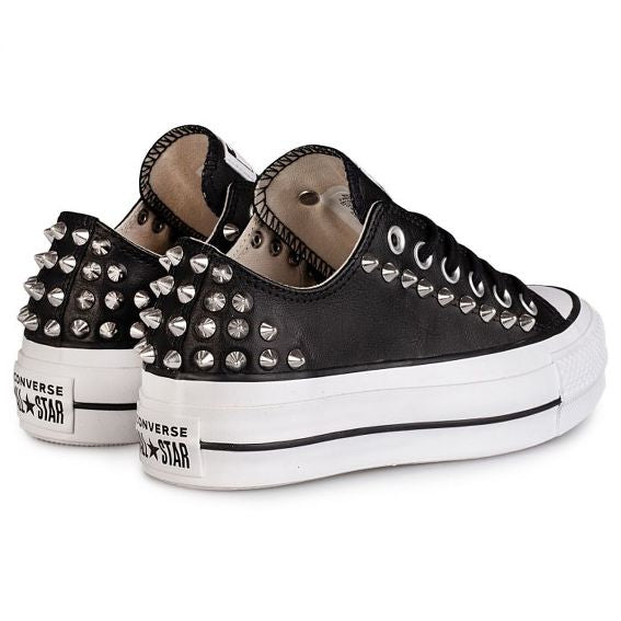 CONVERSE Chuck Taylor All Star Platform Clean Leather Low-Top borchie pelle